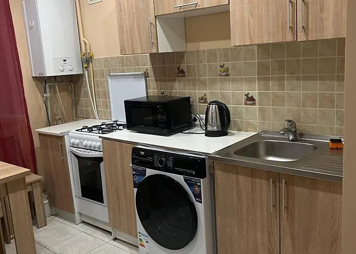 поруч з жд вокзалом 5 спальних місць Apartamento *